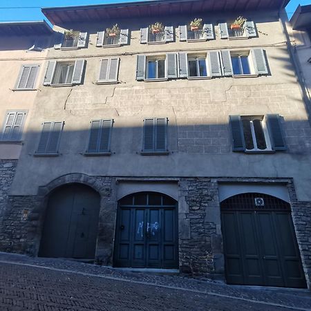 Beautiful House Lägenhet Bergamo Exteriör bild